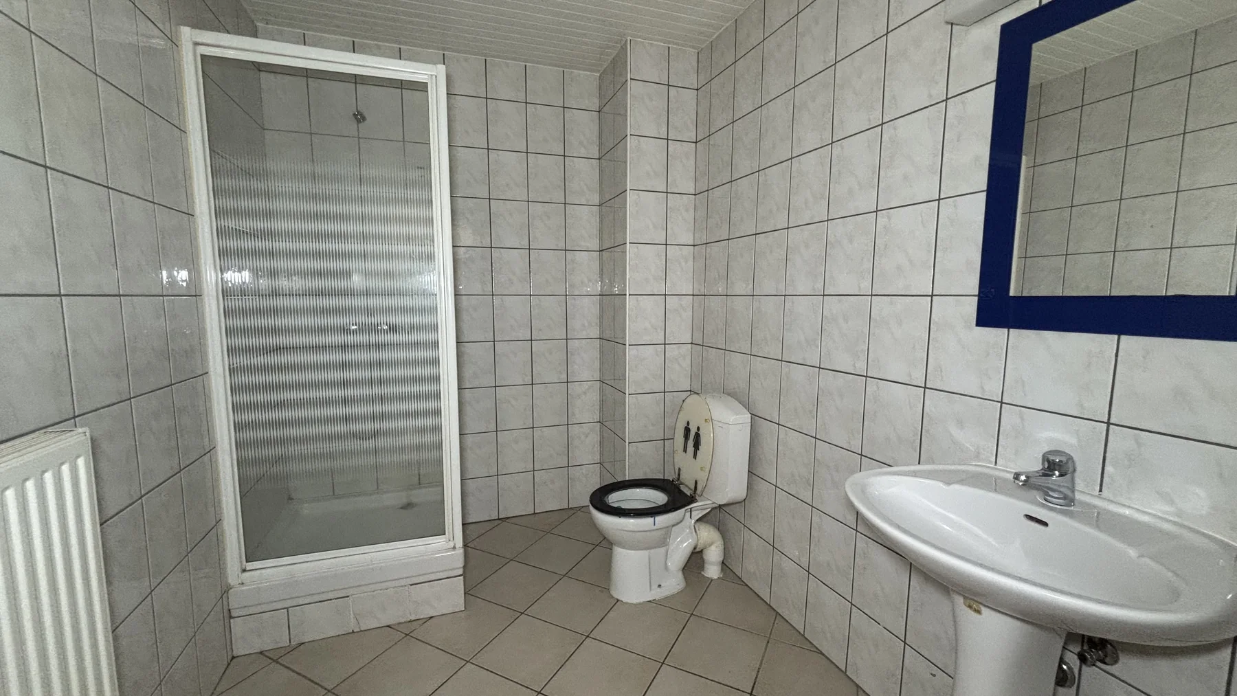 La salle d’eau de l’appartement